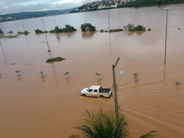 Chuva no ES